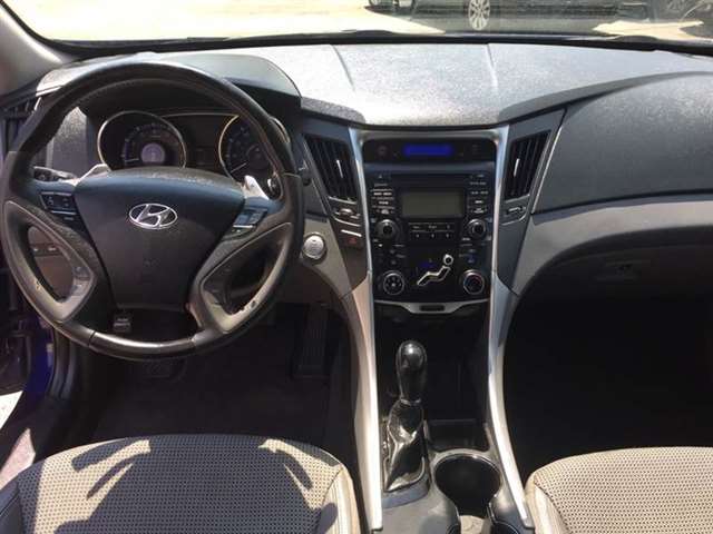 Hyundai Sonata 2012 photo 16